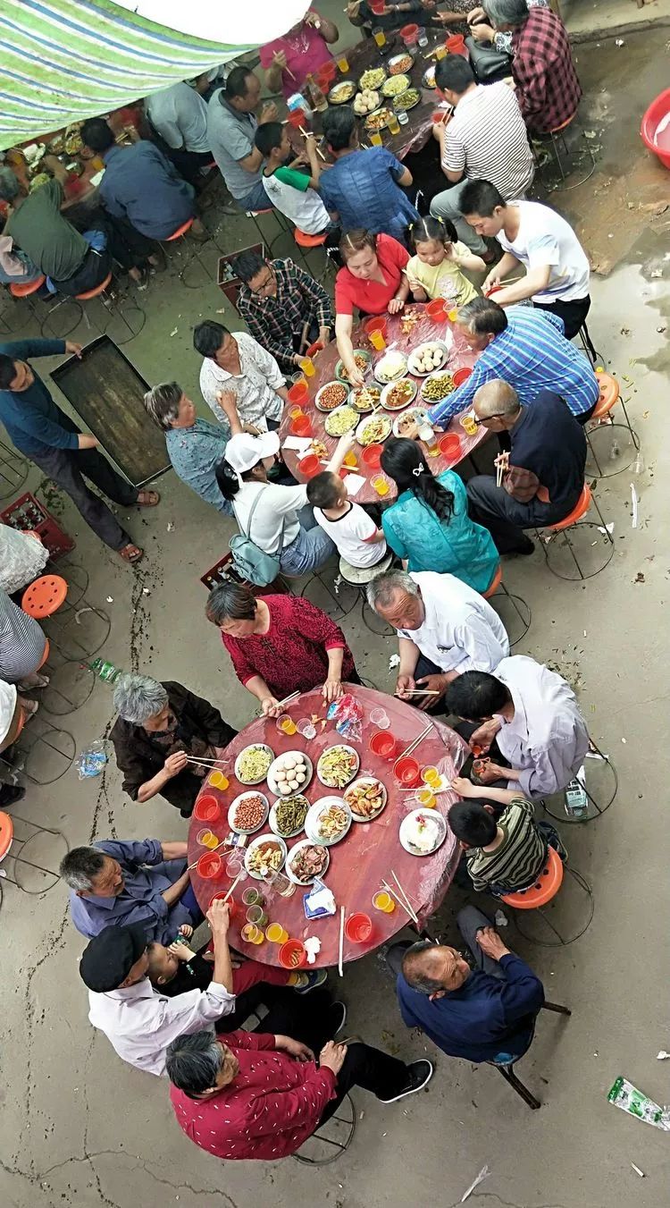 一组丹江口的乡村宴席实拍大片!让人垂涎不已~_酒席
