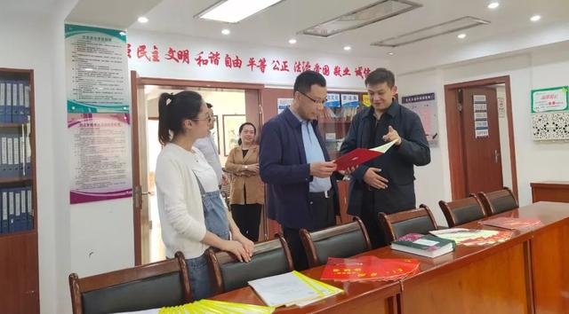 团市委书记刘永祥调研城关区基层团建工作