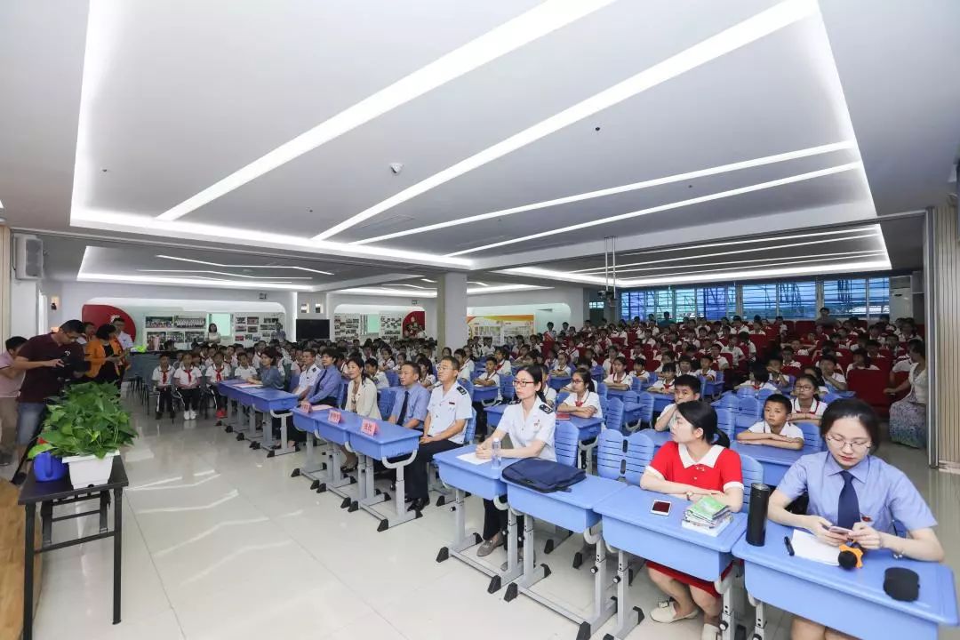 为什么泉州gdp高税收少_泉州gdp排名图片(3)