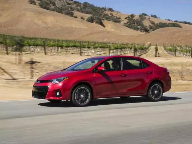 新款卡罗拉和雷凌 ba15c618d2ae460e8c265067ffc76e2f.jpeg