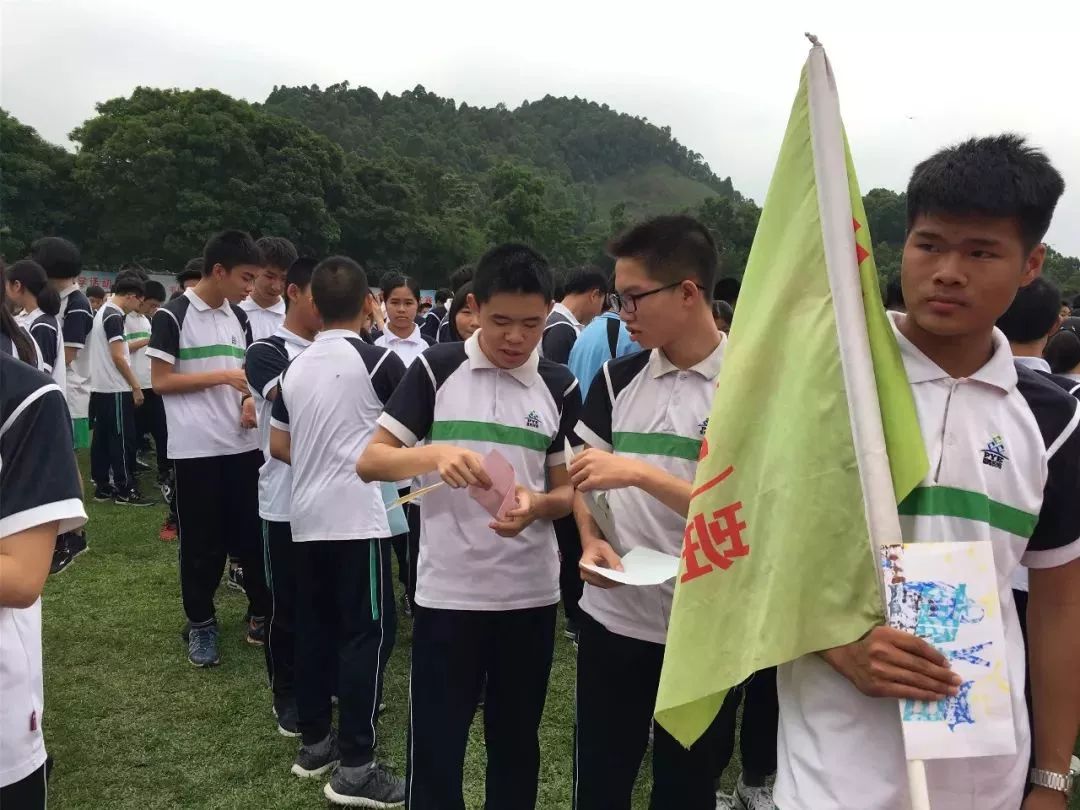 成功在握壮志在心石楼中学举行2019年决战高考中考冲刺动员大会