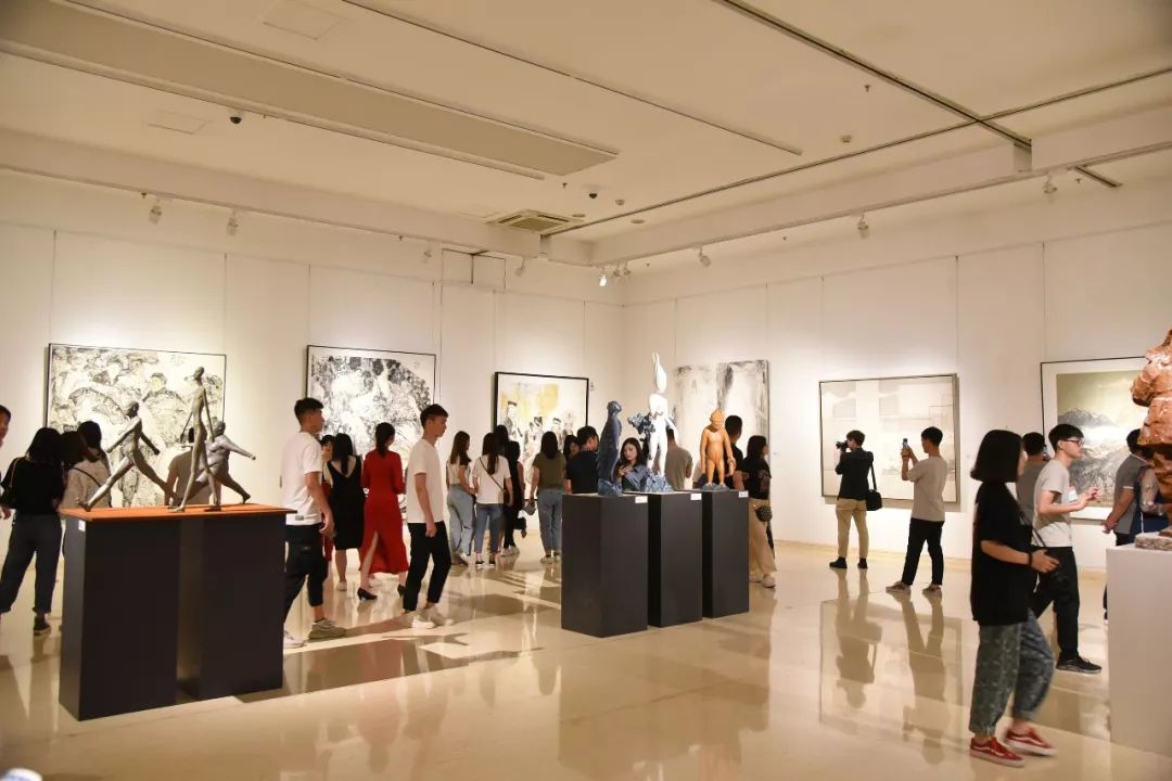 河北师范大学美术与设计学院 2019届本科生,研究生优秀作品展暨颁奖