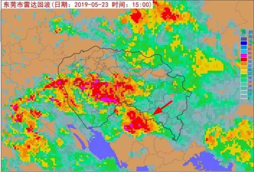 黄色预警 在40分钟后升级为 分镇暴雨橙色预警 而随着强降雨的持续