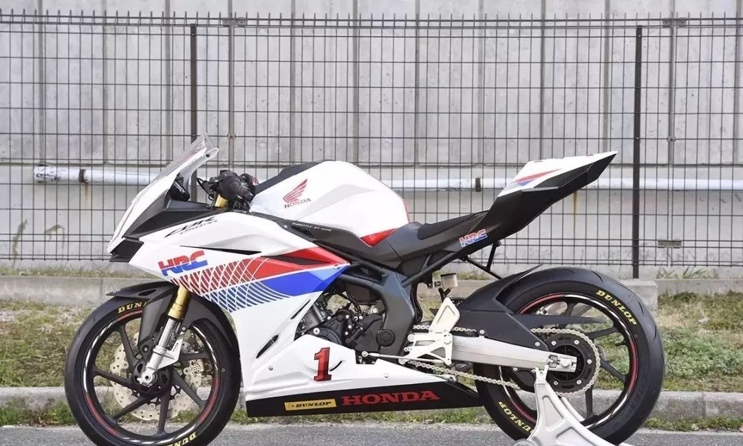 cbr250rrvs雅马哈r3vs忍者250400大乱斗