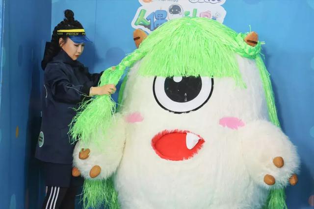 能让嘉宾一秒拾起童心的综艺就服人偶总动员