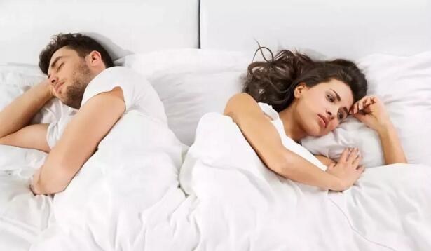 医生谈黄体破裂:2个症状出现,别耽误,马上就医