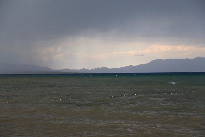 赛里木湖在哪个地区 4333ecf8f23943e8adeac1bd1078db0f.jpeg