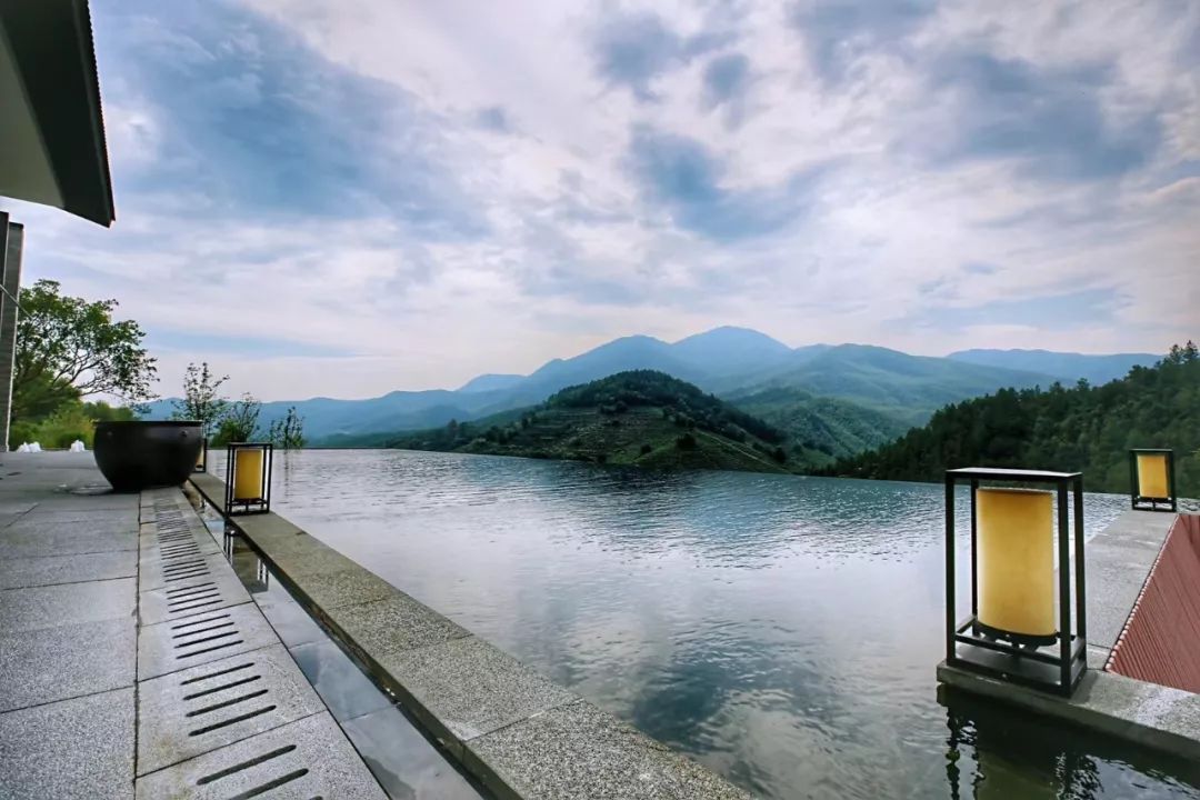 大余丫山,凭什么吸引全国主流媒体争相报道.