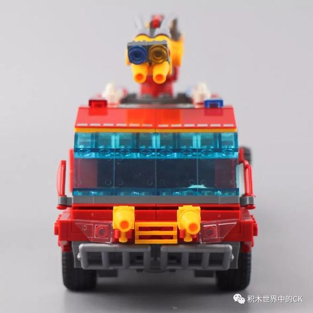 飞机场的消防车怎么画 4fa2f9a085884bb2b92ff8fe0389819d.jpeg