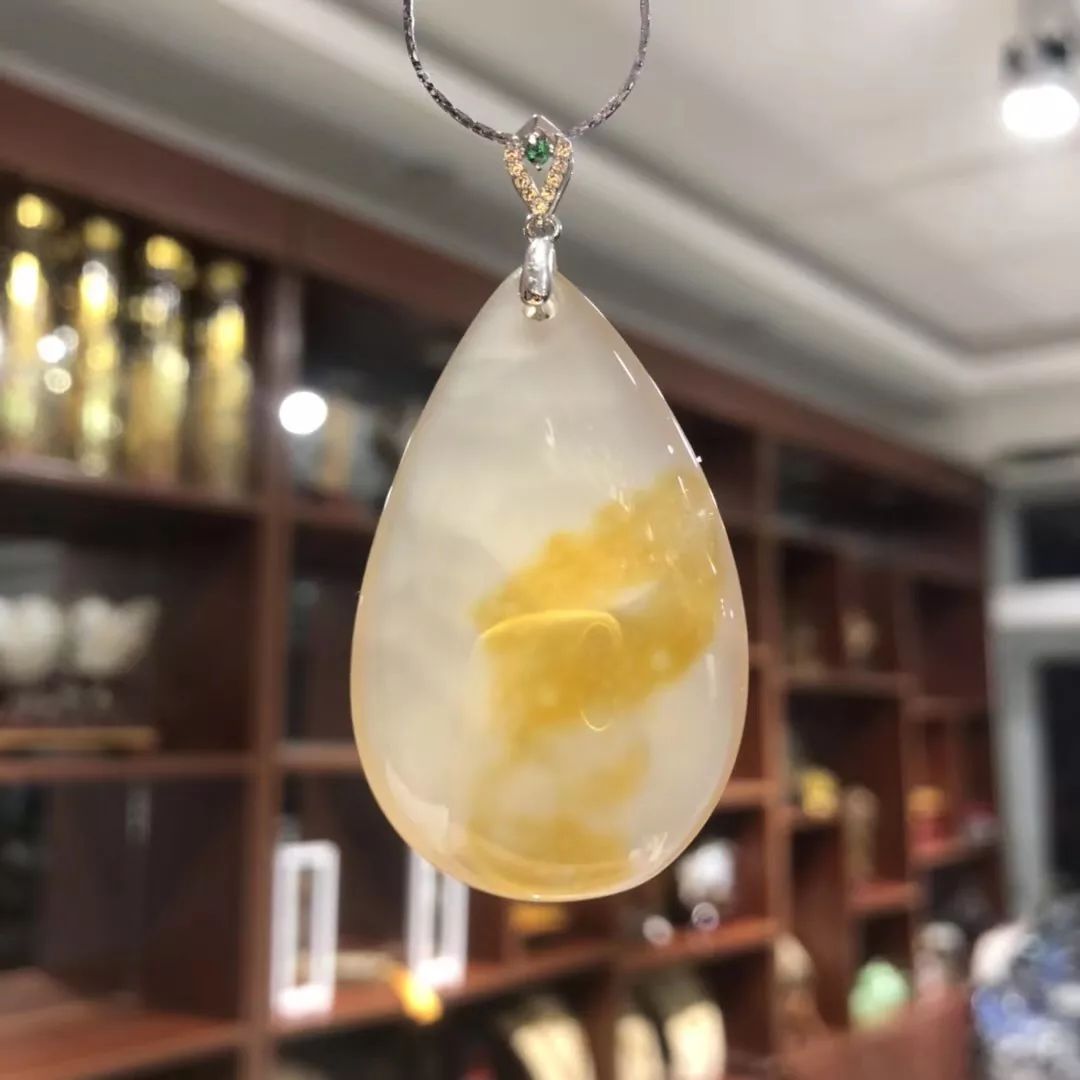 天赐瑰宝,宝石新贵——逊克玛瑙,夏季饰品选它准没错