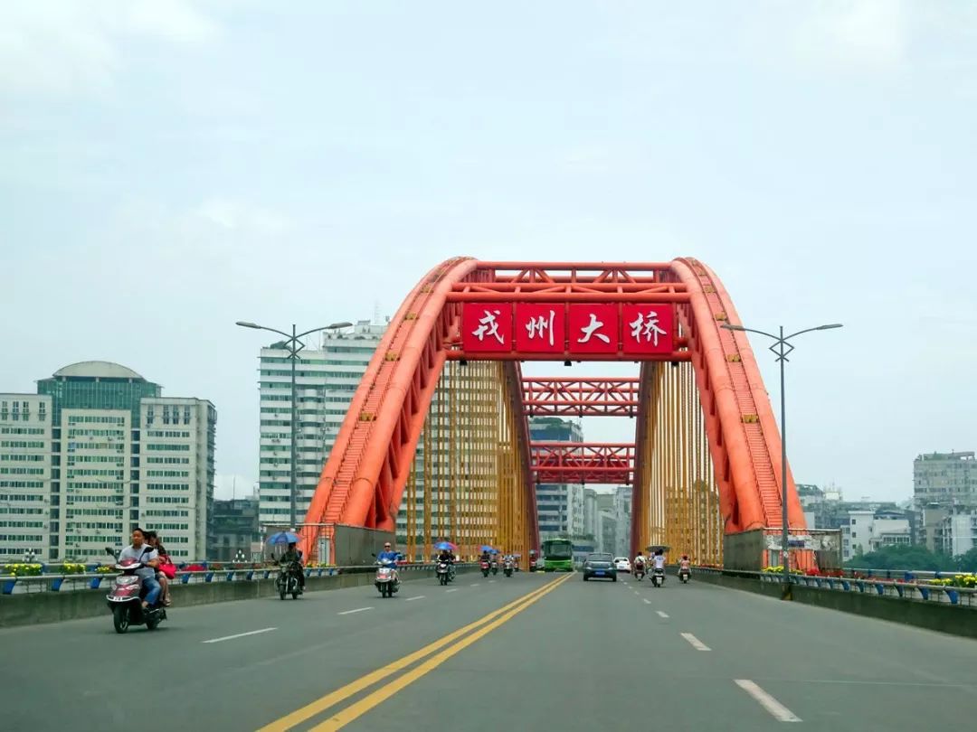 宜宾戎州桥要实行交通管制!注意调整出行路线.
