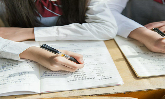 怎么学习才能考上一本 7899c612f67d407f8accf8558e0b11b4.jpeg