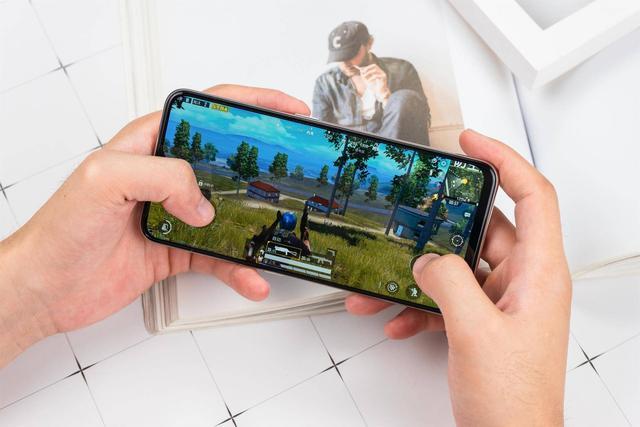 现在什么手机像素好内存大 95a818027fca459c94ed71c6631b9cac.jpeg