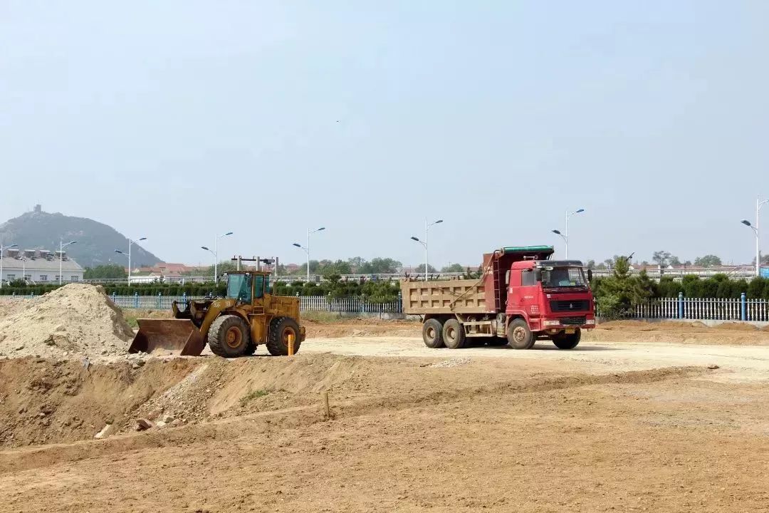 "废渣土"有了应去处,荣成首个弃土消纳场建成