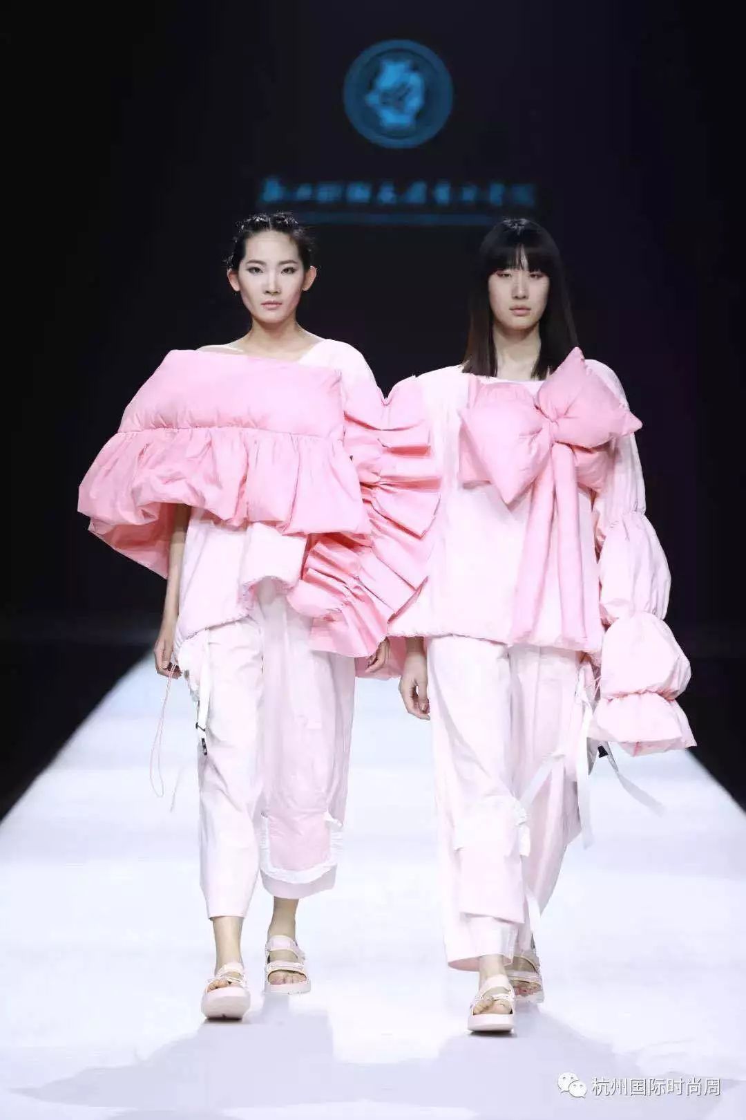 毕业展浙江财经大学东方学院19届服装与服饰设计专业毕业专场发布会