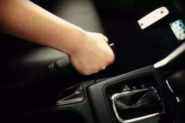 老司机开车挂一档 afecc9200dbf4a2c963940bb47c9c4d2.png