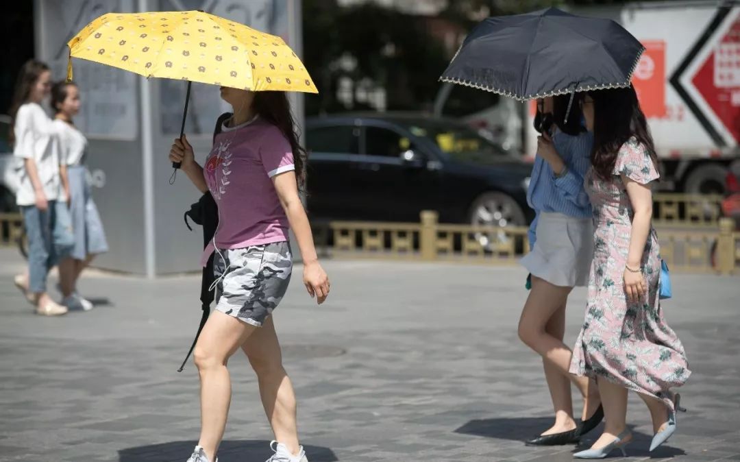 荣宝儿走过最长的路,是北京天气的套路?