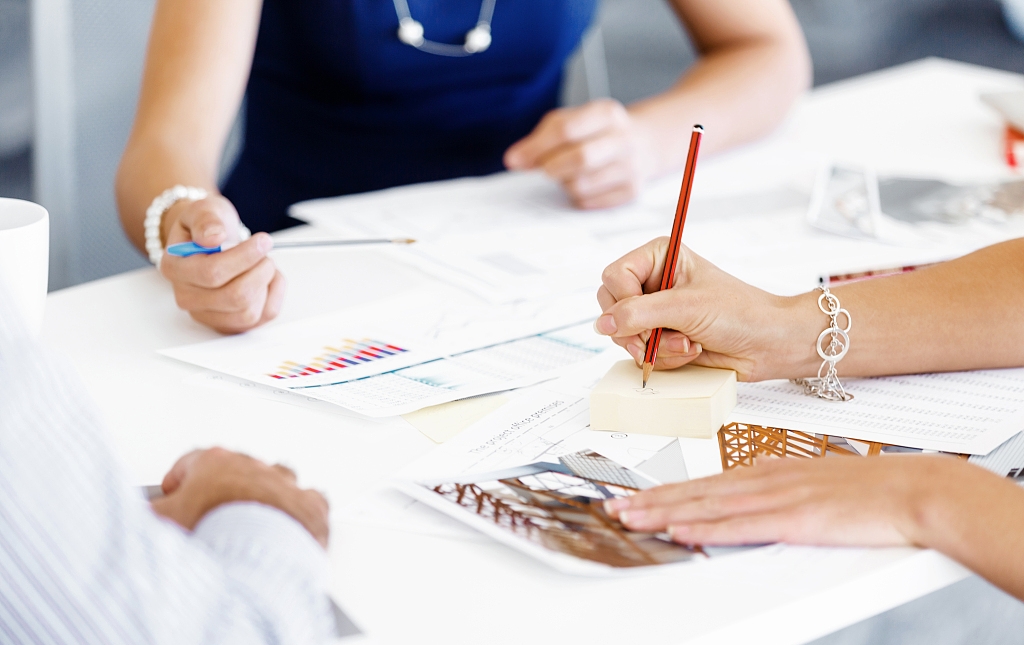 统一性的表现 b7b53c6f2e9d446cb023946df94bd420.jpeg