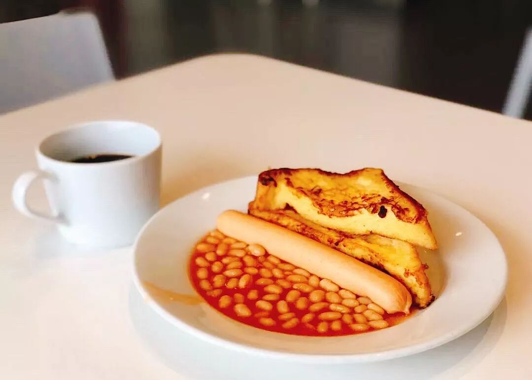 烟熏三文鱼 三文鱼是瑞典的传统美食,对于三文鱼爱好者,会觉得特别