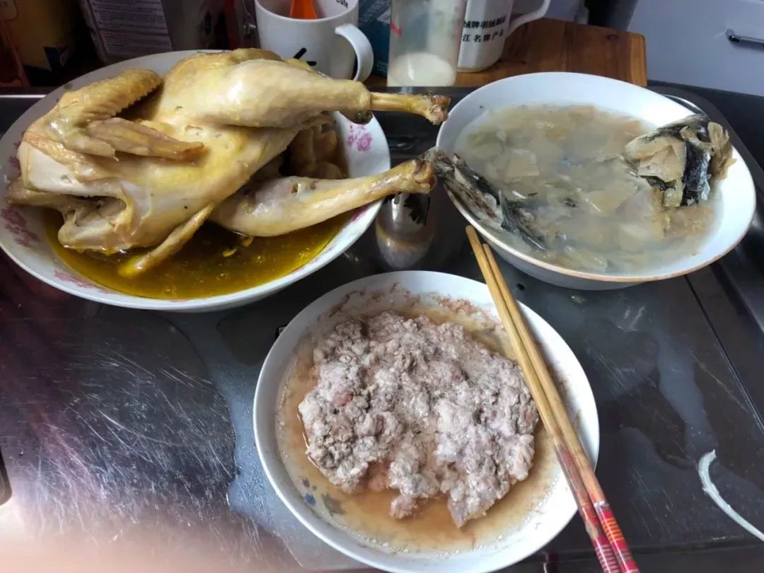 這是親媽！杭州女子曬媽做的月子餐：不給蔬菜水果，坐月子都是這樣？ 親子 第3張