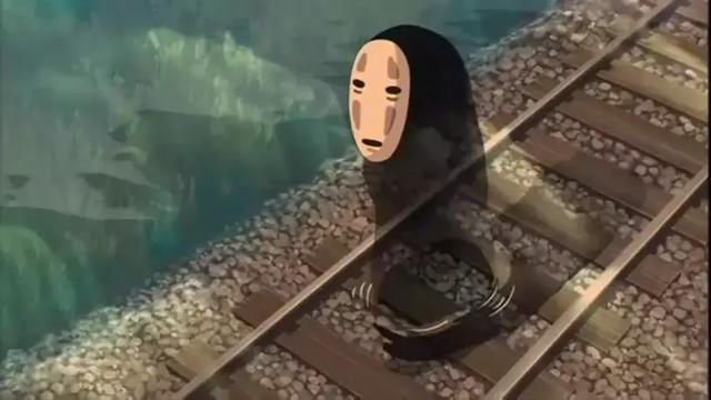 梦境解析，从安稳到崩溃的房舍——探索内心的不安与转变