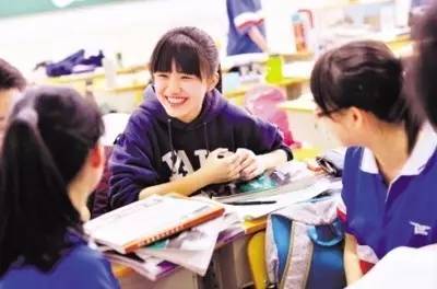 女儿从“学渣”变“学霸”,这个妈妈到底做了什么? 
                
                 