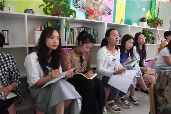不一样的精彩-郑东新区昆丽河小学联合文苑学校小学部