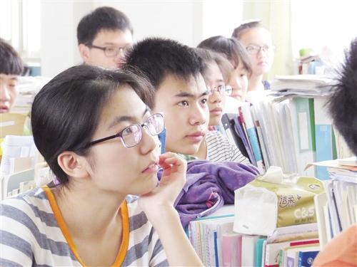 数学学渣逆袭成学霸? 看他高考数学如何从60分考到136分…
                
                