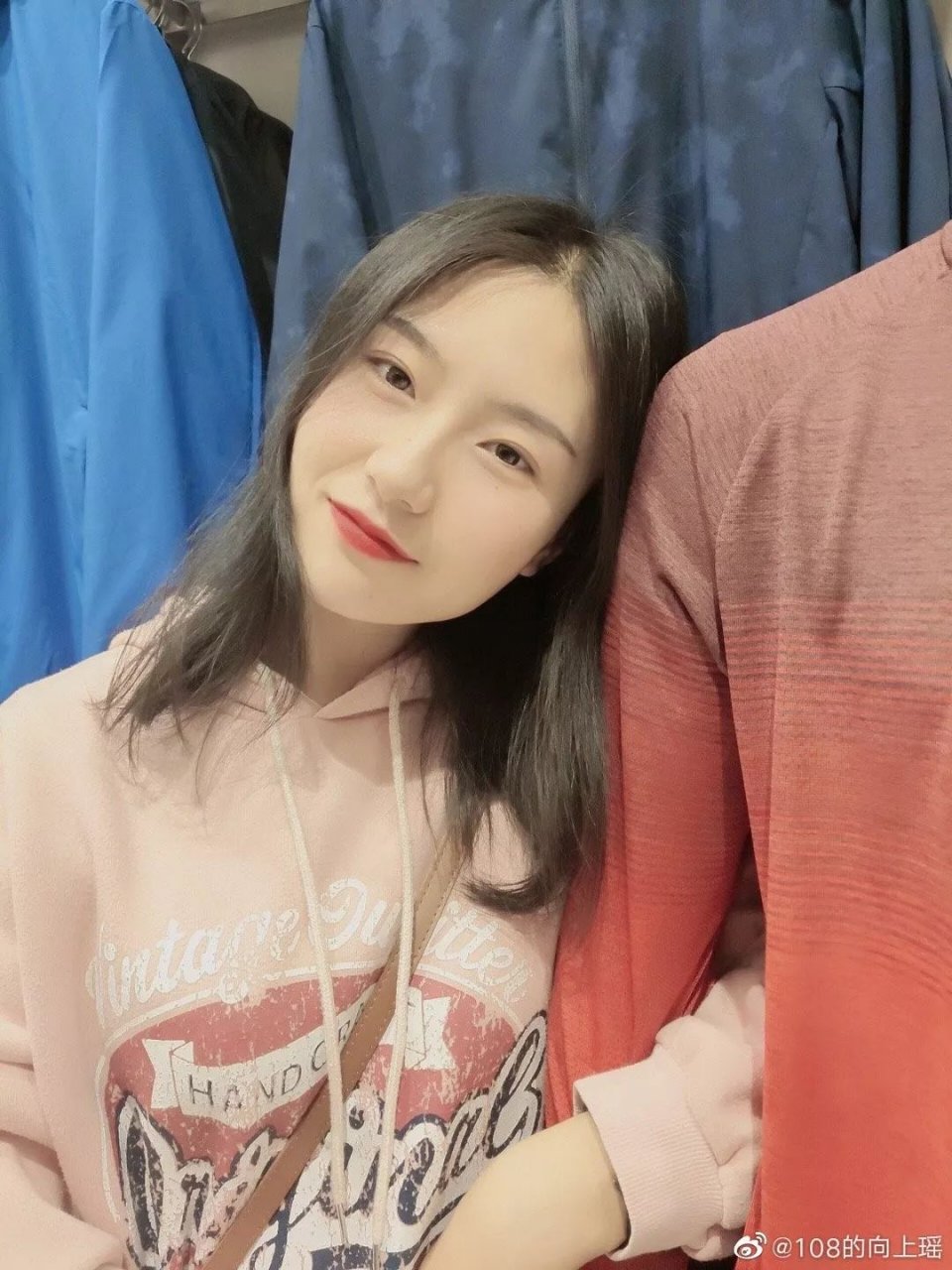 "如何假装自己有女朋友?单身狗是时候反击了!"
