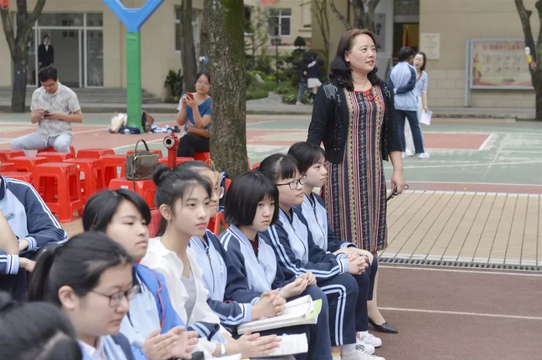 党媒专稿最美教师评选系列报道 蔡玉芳:用永久奋斗守望成长