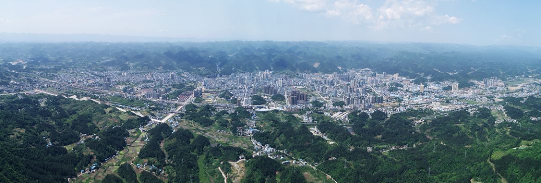 利川西:看利川城市全景