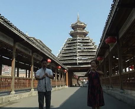 都常常会被郑金城吹奏的的箫声所吸引,从2012年秋季开始,玉屏县在小学