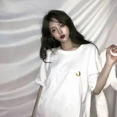 女生头像 | 长发冷酷帅气女头