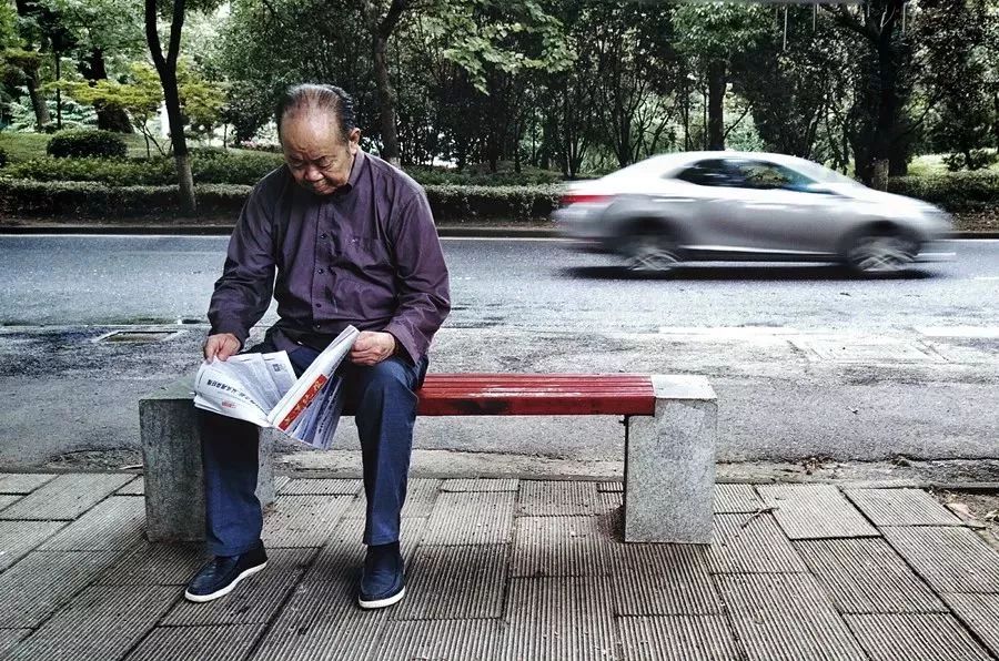别让父母开始在你面前变得小心翼翼 金百利国际