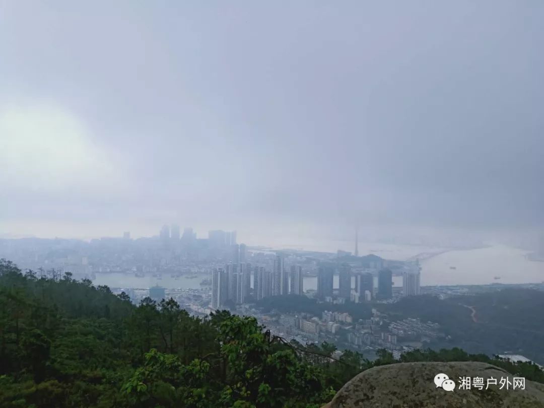 5月25日珠海黑白将军山志愿环保活动花絮