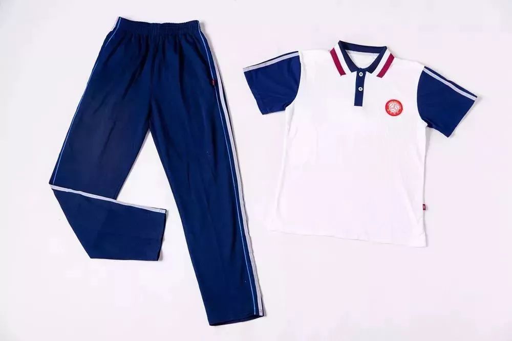 快看普宁新款中小学生校服图片和价格公布了