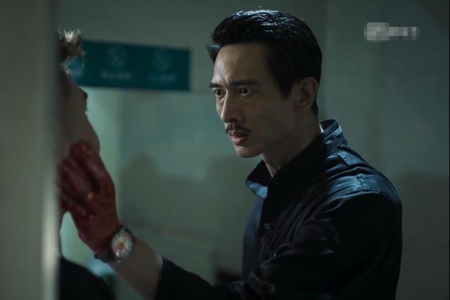 原创破冰:辉叔为何突然肯与李飞合作?只因他的"最后一根稻草"也没了