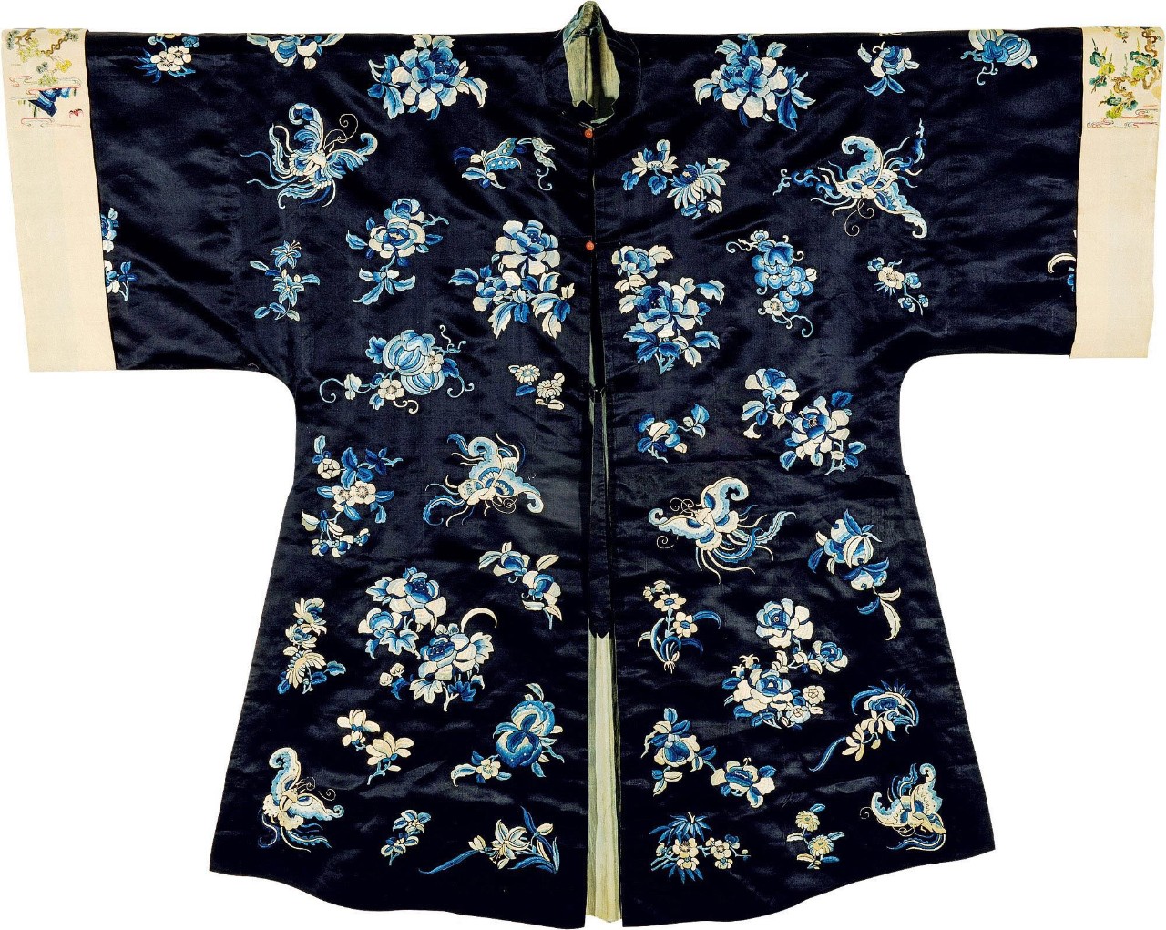 三蓝绣,刺绣中的"青花瓷"