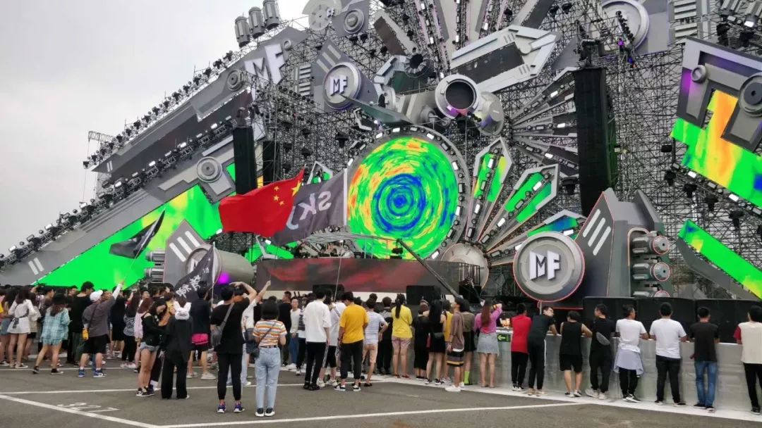 imf电音节现场图(吴耀东) 神秘面纱必须揭晓! 盛大狂欢在此嗨爆!