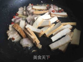 豆腐干炒肉和芹菜 b68494a8ef014ebb8e95c17f289a9d25.jpeg