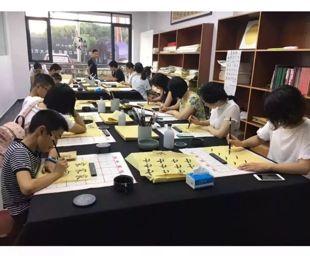 奉化翰香轩邬登校书画社 | 儿童节优惠活动火热进行中!