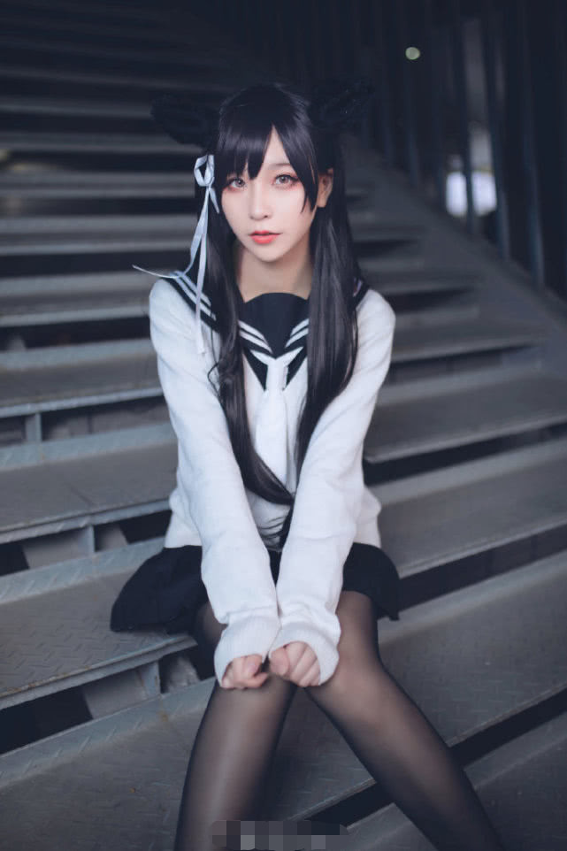 cos:黑丝兽耳爱宕小姐姐.