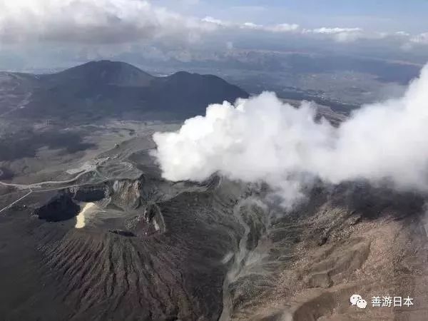 熊本县阿苏山发生火山喷发 当地时间4月16日下午18时28分,日本气象厅