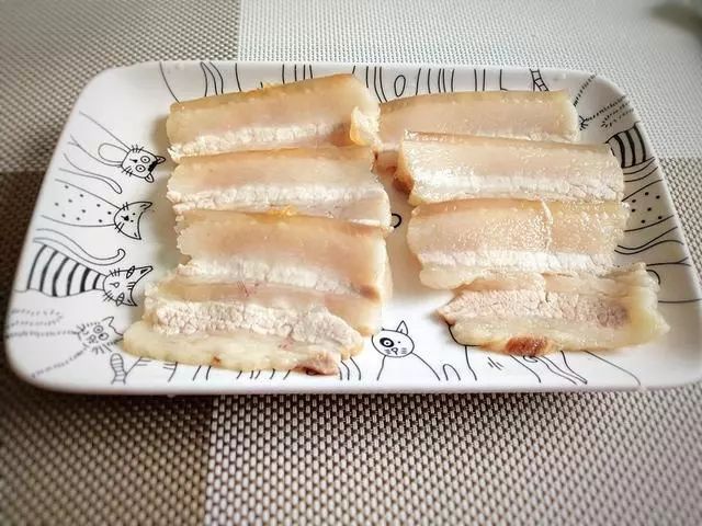 肉怎么切薄片好吃 0a5f41bf05a24973b77dcad5bb869e6a.jpeg