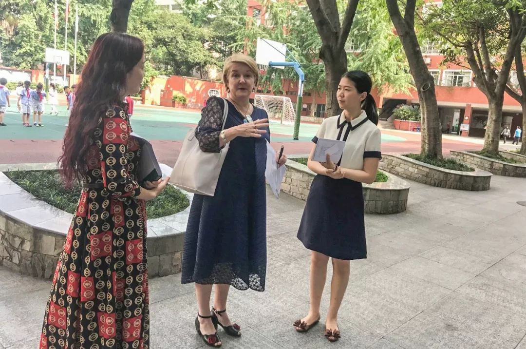 2019年5月24日,成都市小学名校"五朵金花"之一的盐道街小学迎来了1位