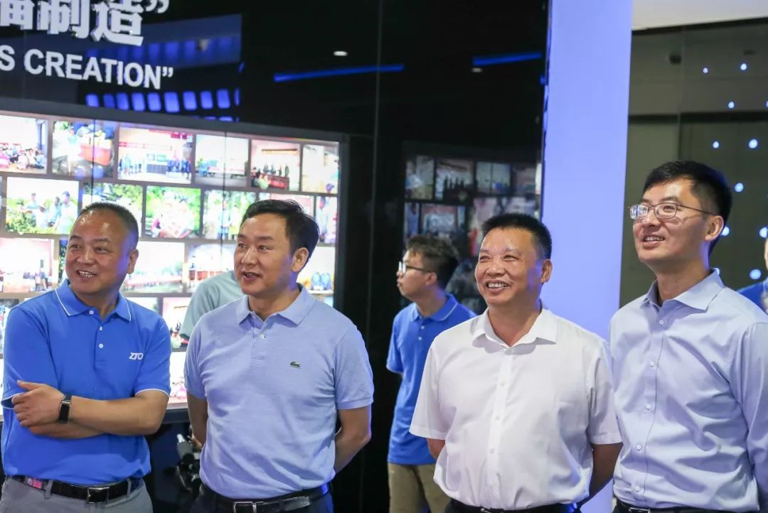 桐庐县委副书记县长齐力一行到中通快递集团总部走访调研