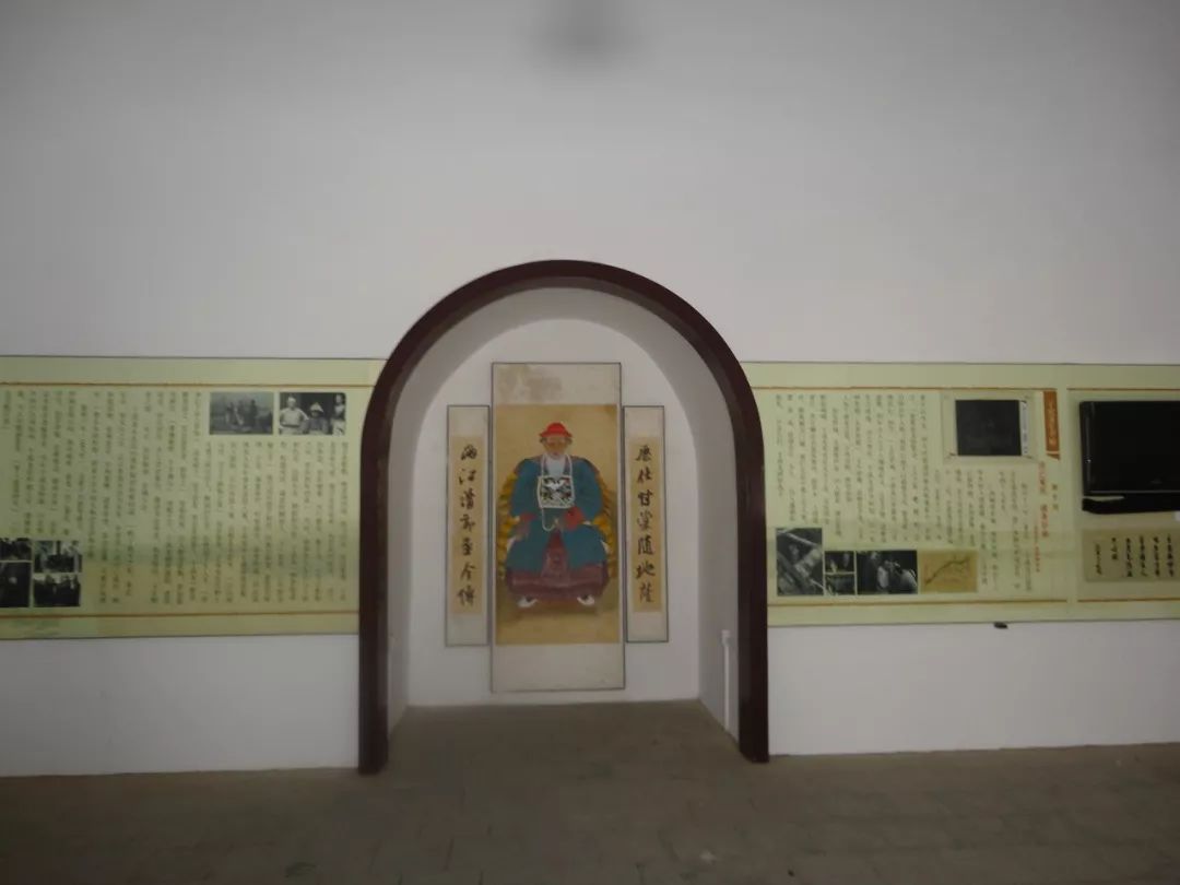 安国寺于成龙展厅3关帝楼关帝楼在清端公祠堂之二楼,建筑结构为四架椽