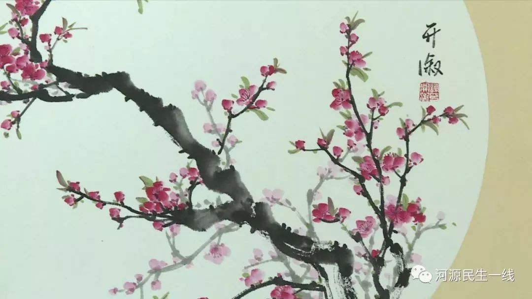 赞河源这名画家创作近1000幅桃花图快来看看他笔下的桃花源