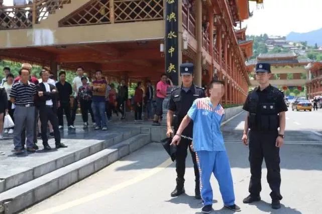都匀伯爵人口_都匀毛尖图片(3)