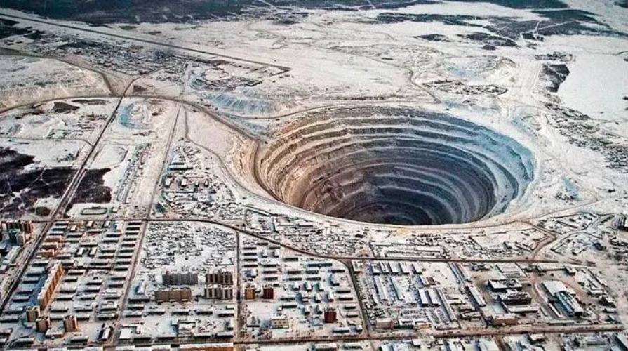 泰国多少人口和面积_泰国丛林飞跃多少道(3)